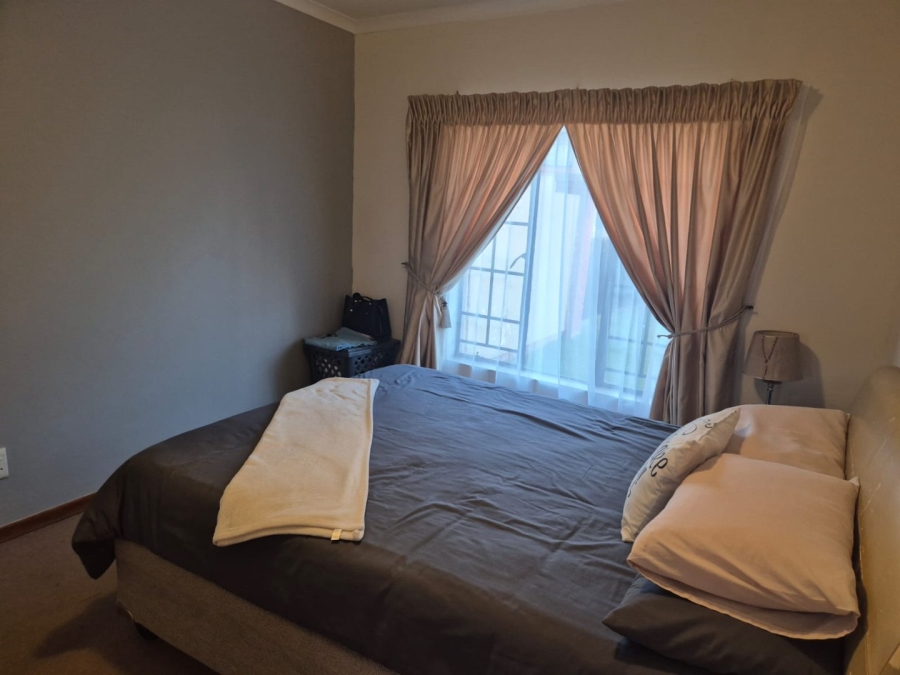 2 Bedroom Property for Sale in Hillside Free State